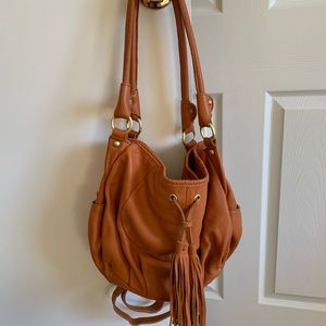 Beau’re Leather Hand/Shoulder Bag